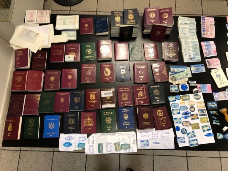 Συναγερμός στην ΕΥΠ – Tζιχαντιστές ήταν… «πελάτες» του κυκλώματος πλαστογράφων